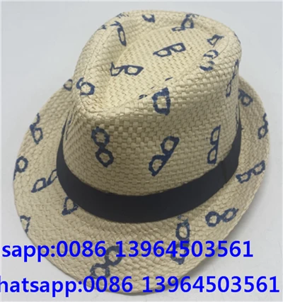 כובע פדורה קש עם דפוס הדפסה