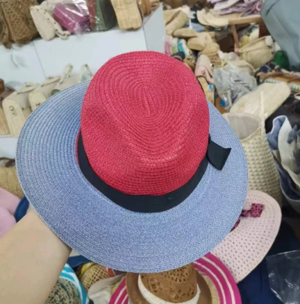 כובע נשים רב צבעוני עם סרט שחור